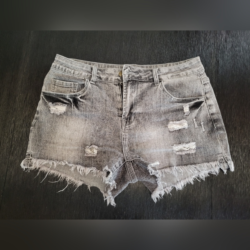 Women's Casual Mid Rise Denim Shorts Stretch Ripped Raw Hem Jean Shorts - Picture 3 of 5